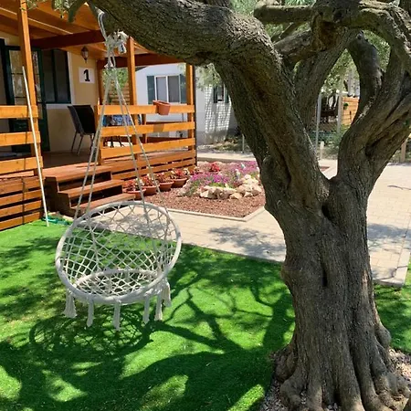 Kamp Karla & Bruno 2*