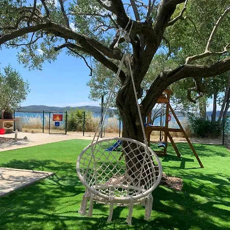 Kamp Karla & Bruno 2*