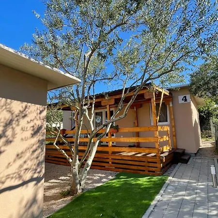 Kemping Kamp Karla & Bruno 2*