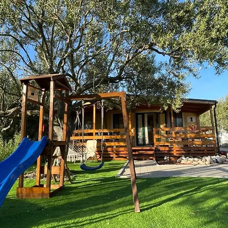 Kamp Karla & Bruno 2*