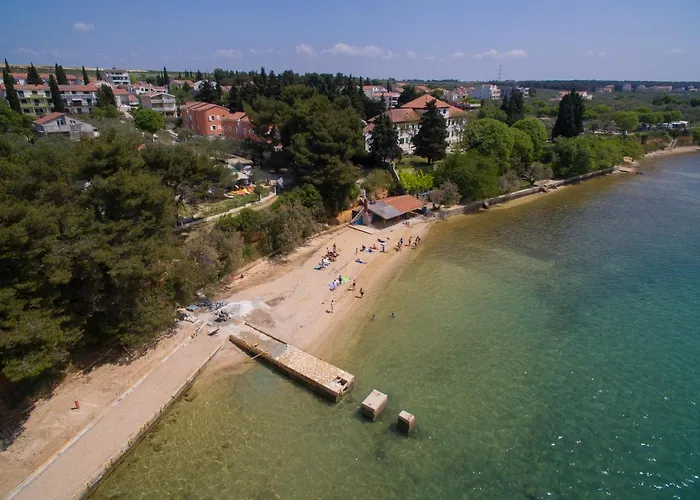 Κάμπινγκ Kamp Karla & Bruno Sveti Filip i Jakov