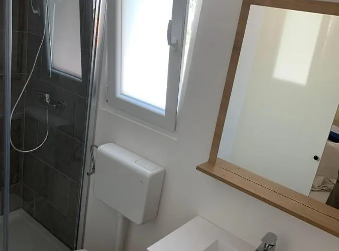 Kamp Karla & Bruno Κάμπινγκ