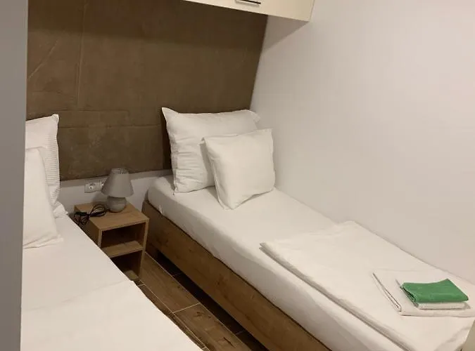 Κάμπινγκ Kamp Karla & Bruno Sveti Filip i Jakov