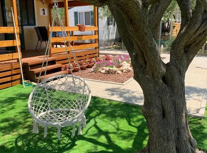 Kamp Karla & Bruno 2*