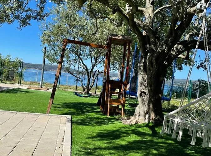 Kamp Karla & Bruno 2*