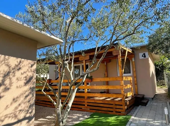 Campingplatz Kamp Karla & Bruno 2*